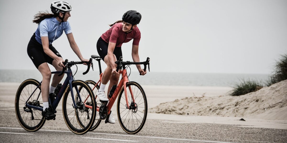 Mental Training for Cyclists: What Sports Psychologists Teach the Peloton